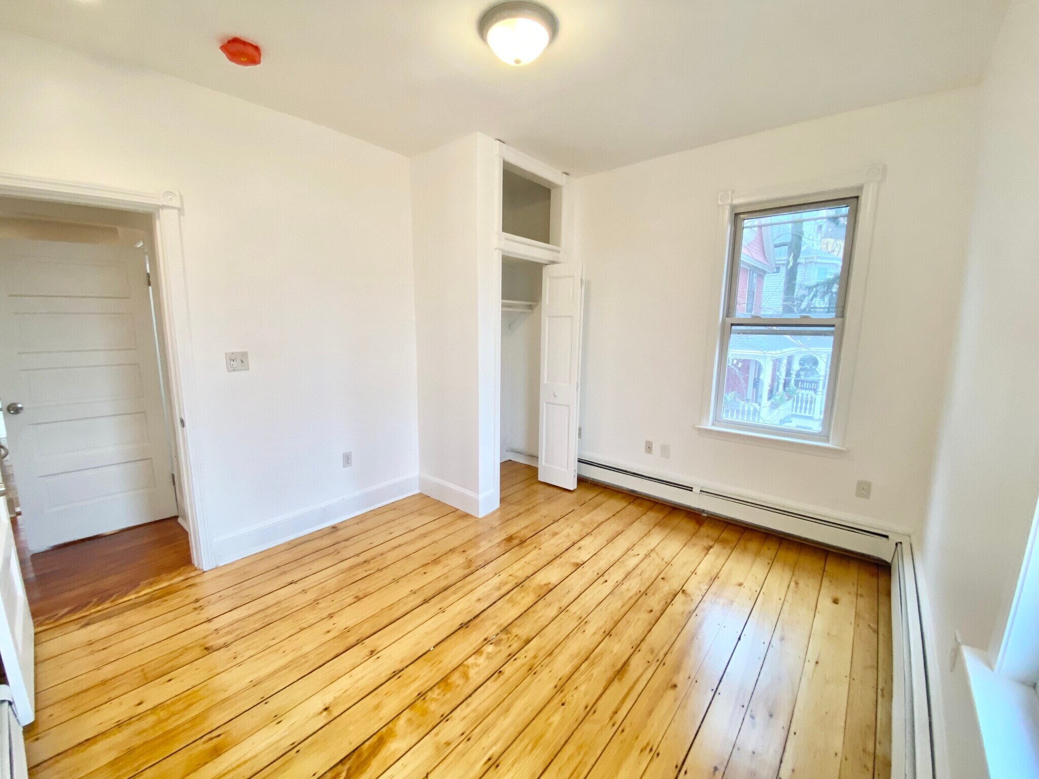 Building Photo - 20 Imrie Rd