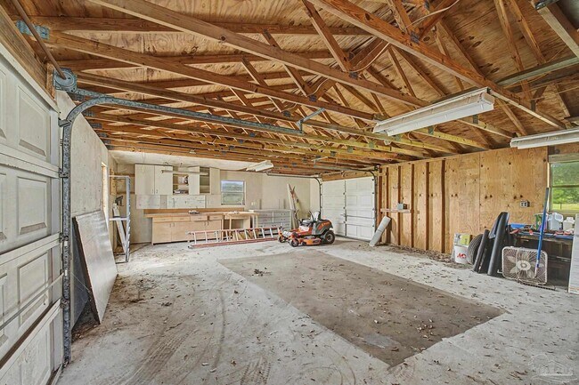 Building Photo - 2340 Tobie Dean Rd