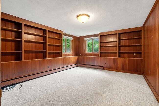 Building Photo - 61 Sevland Rd