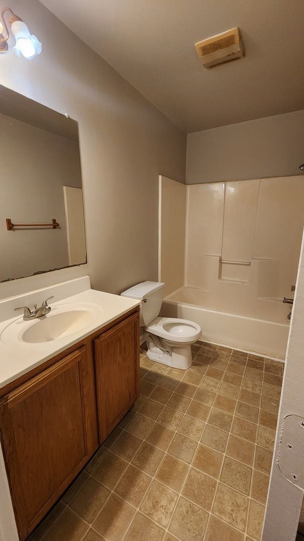 Building Photo - Affordable 2 bedroom / 1 bathroom townhome.