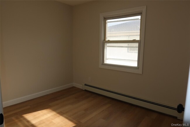 Building Photo - 93 4th Ave