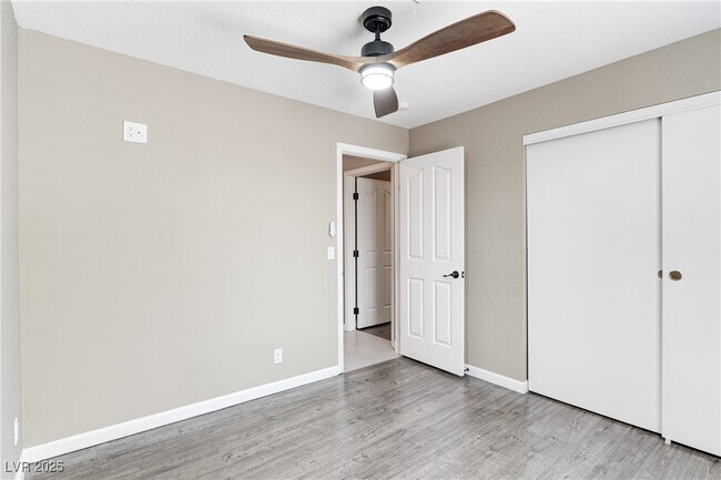 Building Photo - 2629 S Durango Dr