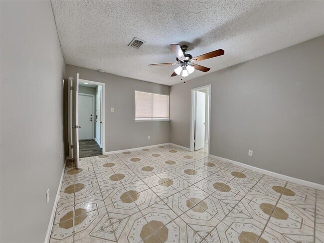 Building Photo - 7434 Tetela Dr