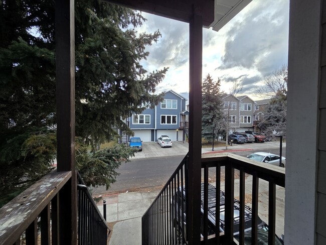 Building Photo - 1759 W Kagy Blvd