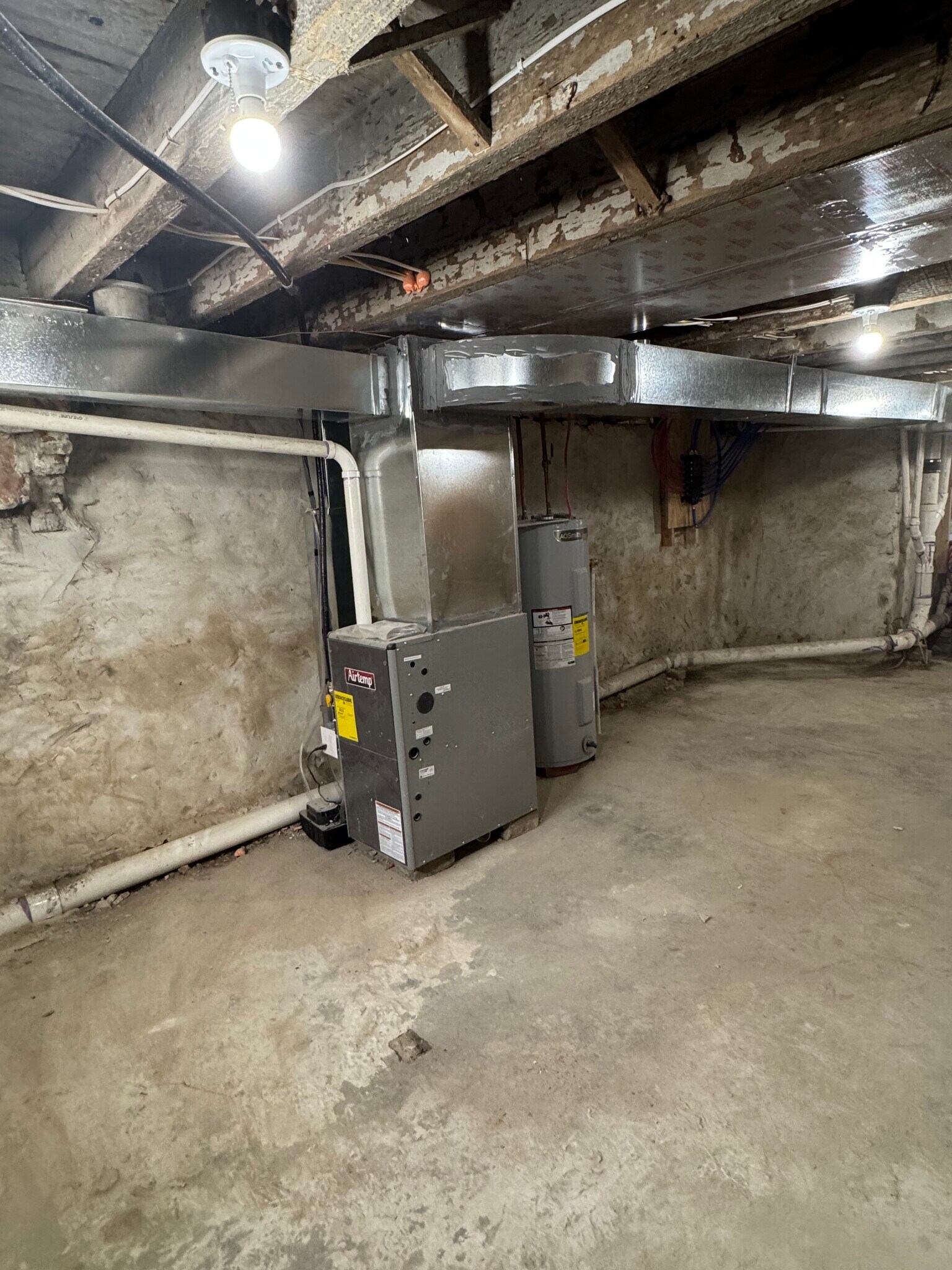 Building Photo - 3917 Melon St