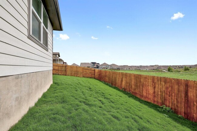 Building Photo - 308 Palo Brea Lp