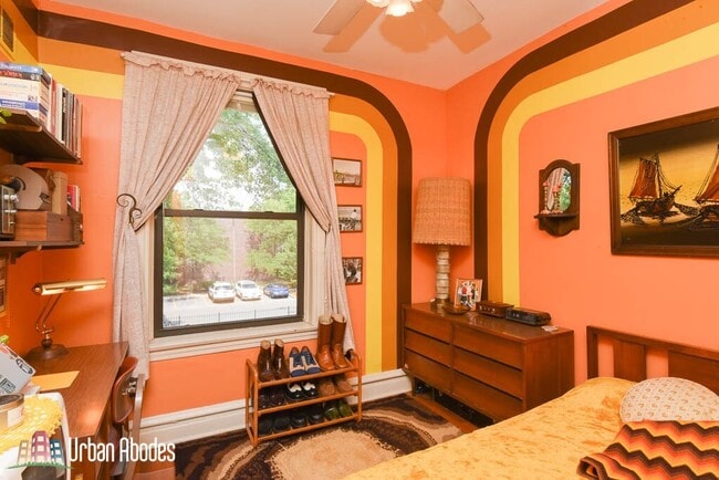 Building Photo - 2819 W Shakespeare Ave