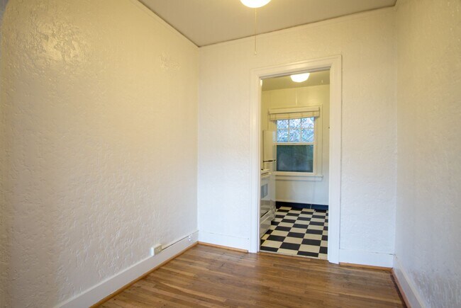 Building Photo - 6425 S Corbett Ave