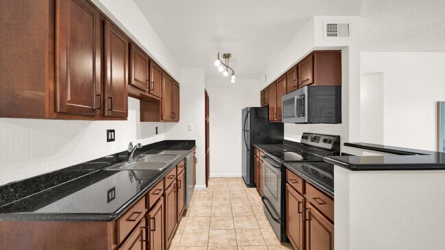 Building Photo - 5995 N 78th St