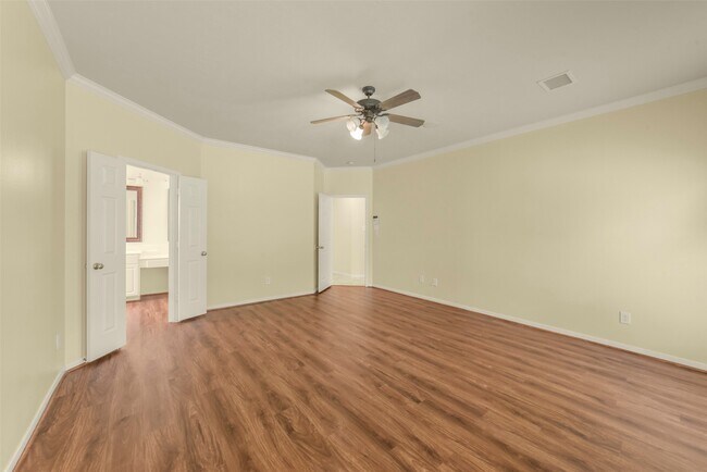 Building Photo - 2414 Falcon Knoll Ln