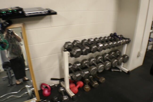 Building Photo - 61 W 15th St