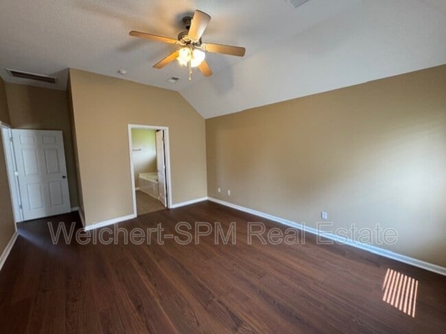 Building Photo - 22 Stockton Cove