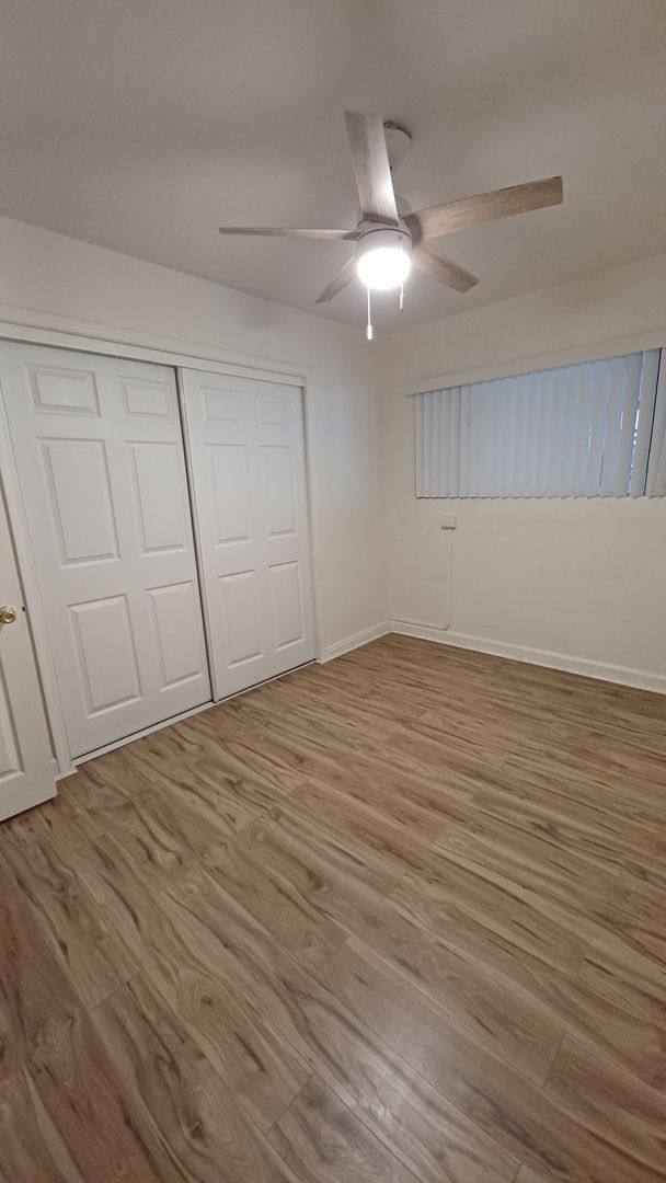 Building Photo - Single Level, Ground Floor, 3 Bed/1 Bath A...