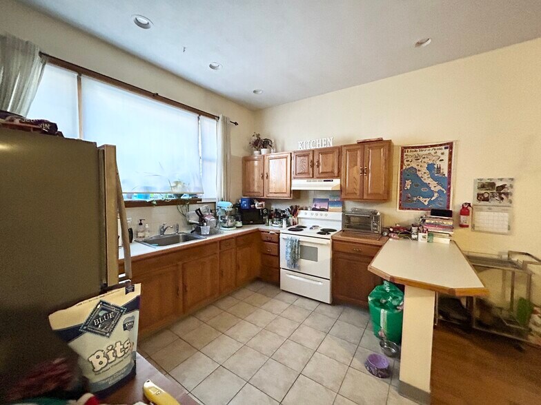 Building Photo - 264 Shawmut Ave