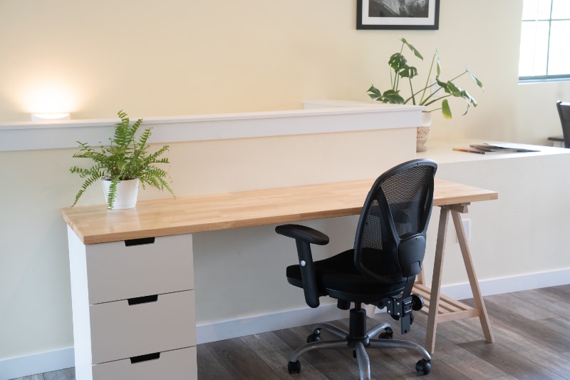 Building Photo - 1334 Ella St