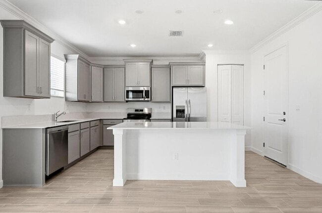 Building Photo - 3438 Cedar Grv Dr