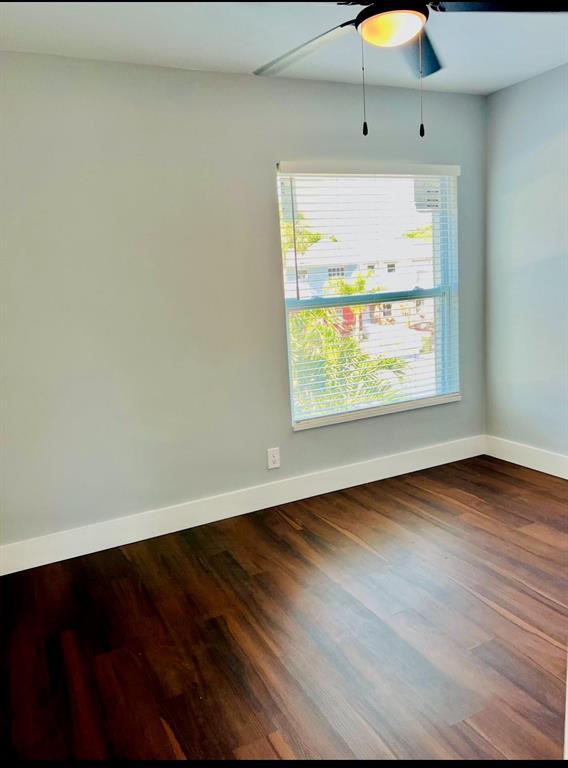 Building Photo - 314 Sunshine Dr