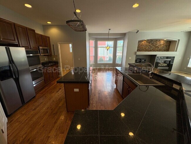 Building Photo - 222 Saxony Rd