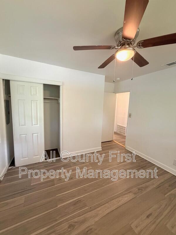 Building Photo - 1623 Sherrill Dr