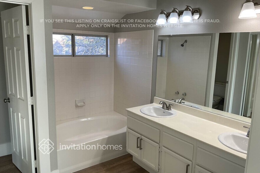 Building Photo - 1415 Heather Ridge Rd