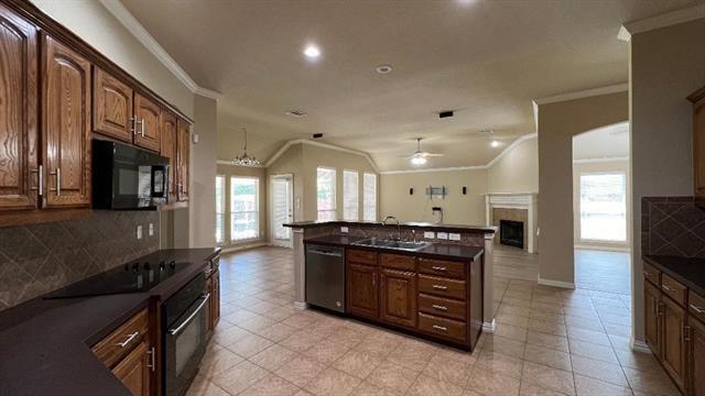 Building Photo - 5823 Sunny Meadow Ln