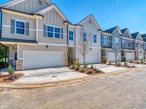 Building Photo - 1317 Heights Park Dr