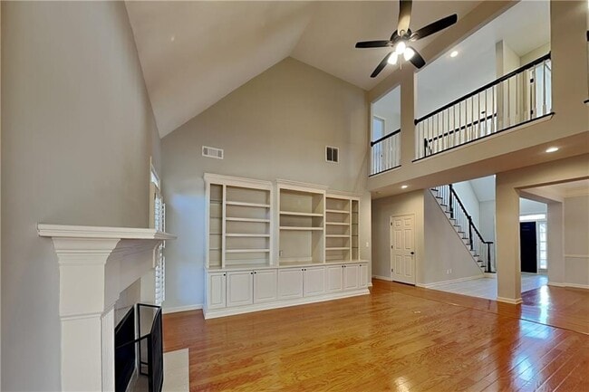 Building Photo - 1751 Wilkenson Ct NE