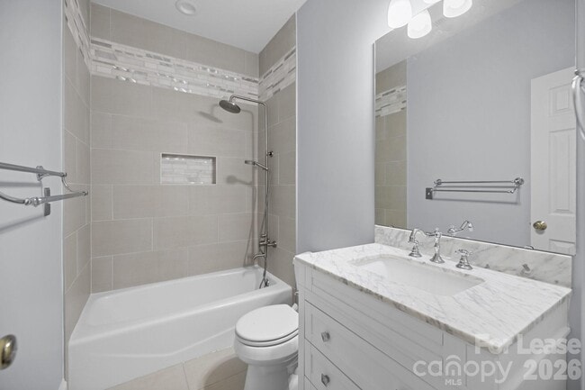 Building Photo - 9205 Woodriver Ln