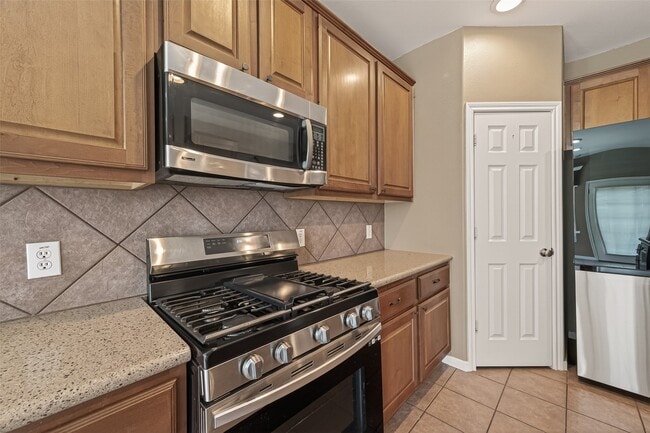 Building Photo - 4702 Autumn Orchard Ln