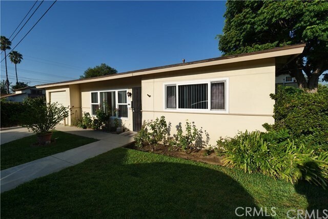Primary Photo - 9813 Emperor Ave