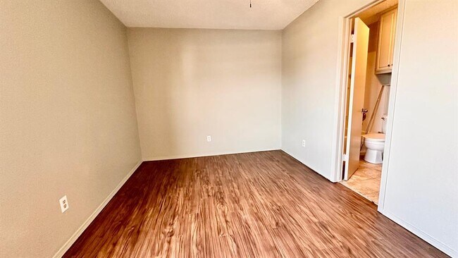 Building Photo - 6715 Lyrewood Ln