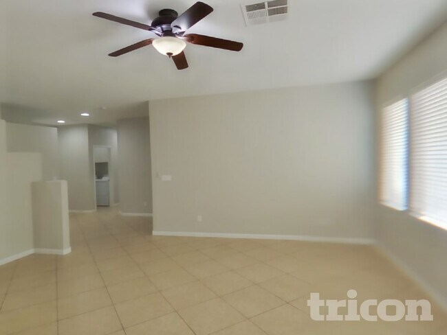 Building Photo - 2204 Turtle Beach Ave