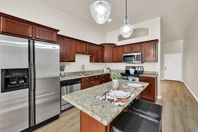 Building Photo - 14848 Ox Cart Ln