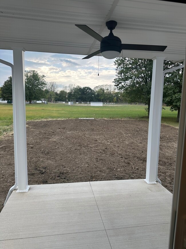 Building Photo - 4061 Main St