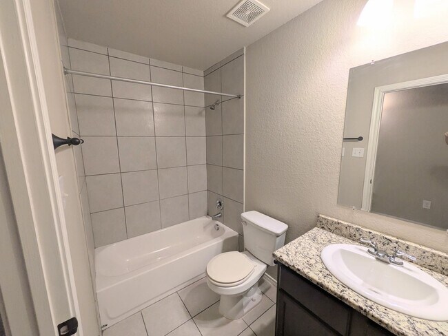 Building Photo - 5826 Grandwood Dr