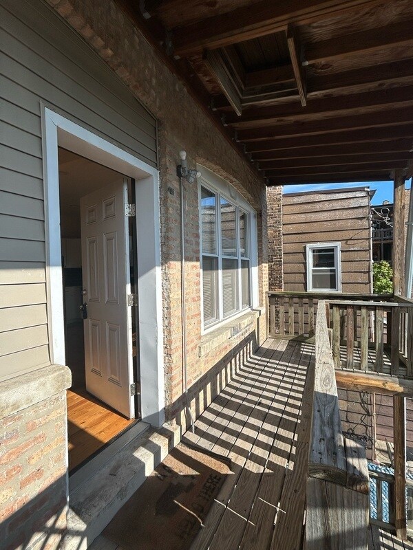 Building Photo - 6615 S Ingleside Ave
