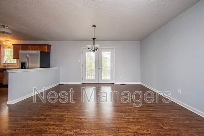 Building Photo - 7059 Darnell St