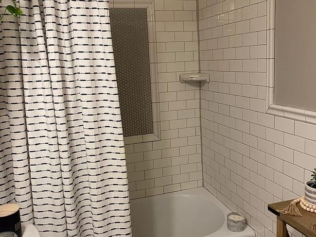 Building Photo - 2628 Union Ave Extended