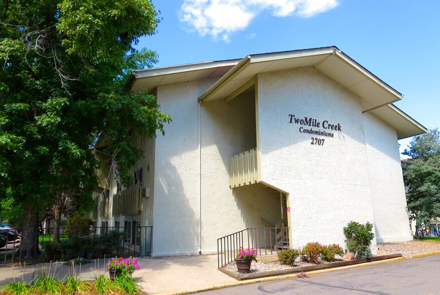 Building Photo - 2707 Valmont Rd #307A