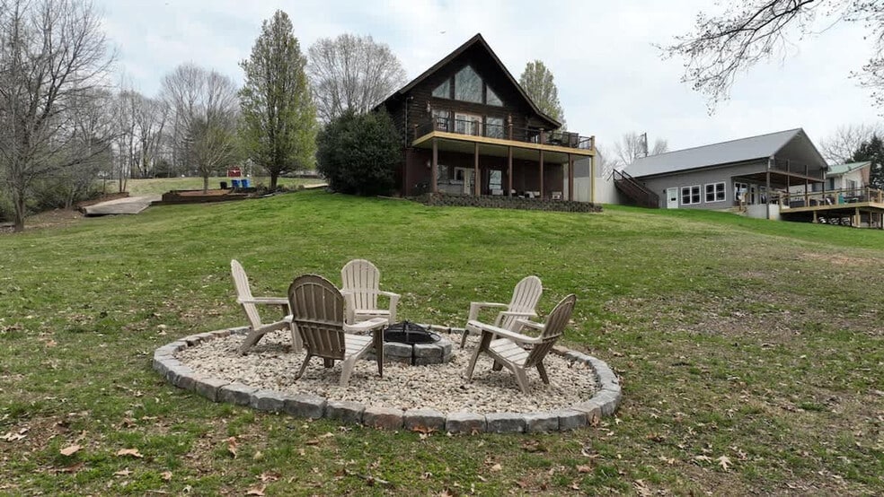 Building Photo - 82 Tuckaway Ridge