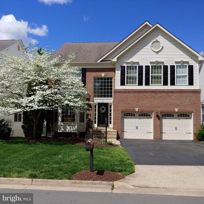 Building Photo - 47497 Saulty Dr