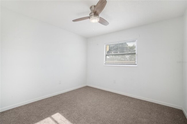 Building Photo - 6217 Flamingo Dr