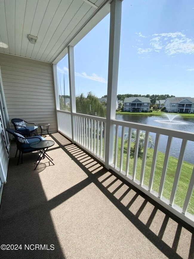 Building Photo - 881 Great Egret Cir SW