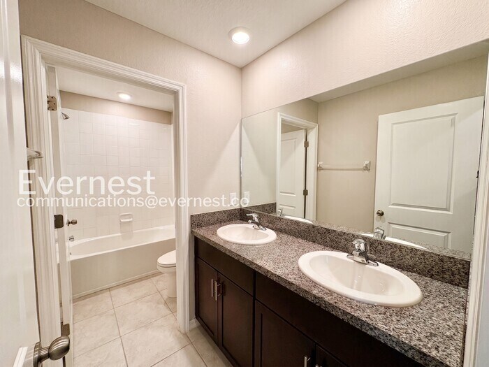 Building Photo - 7329 Canterbury Bells Ct