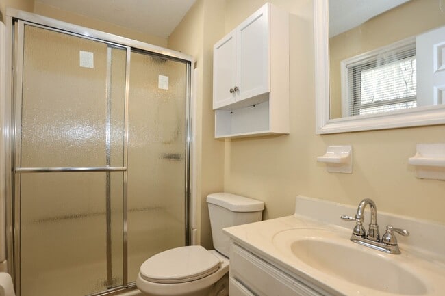 Building Photo - Private Retreat