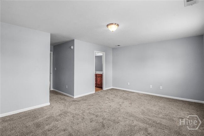 Building Photo - 307 Grasslands Dr