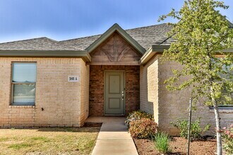 Building Photo - Lubbock's Premier Neighborhood, Kelsey Par...