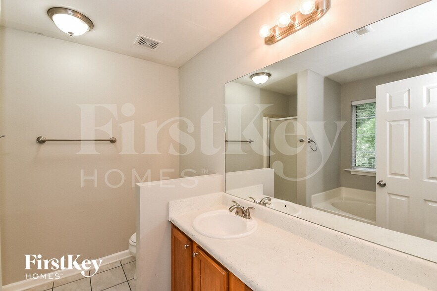 Building Photo - 4017 Rhinehart Ct