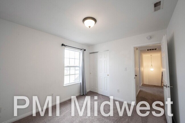 Building Photo - 18058 Cristin Way