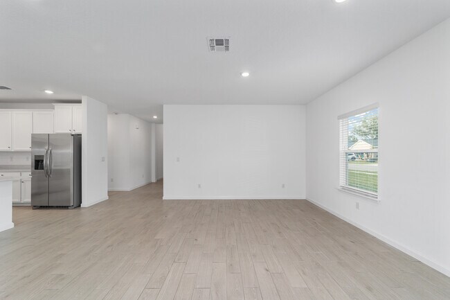 Building Photo - 7341 SW 76th Ter